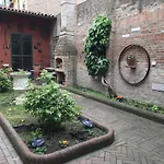 Stella De' Tolomei Gasthof Ferrara