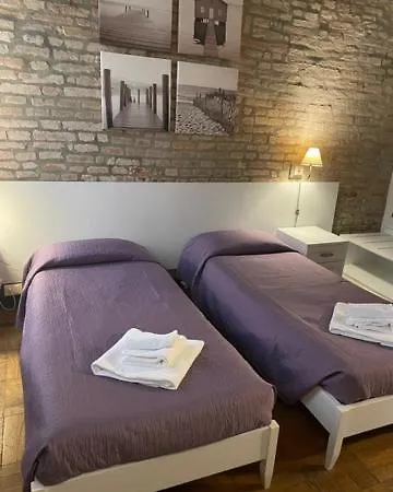 Stella De' Tolomei Gasthuis Ferrara