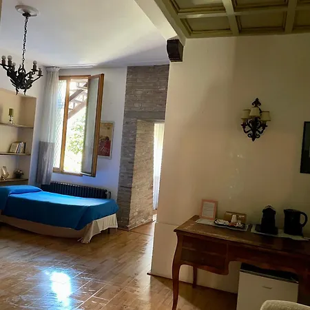 Stella De' Tolomei Ferrara